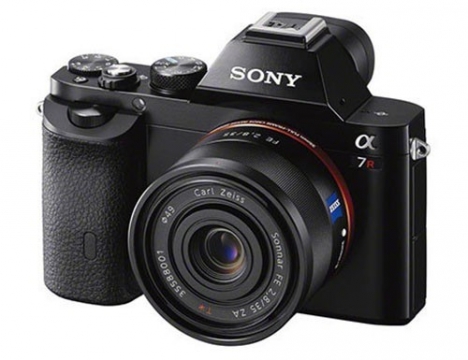 Sony introduces the Alpha A7 & A7r - uncompressed output & full-frame mirrorless joy