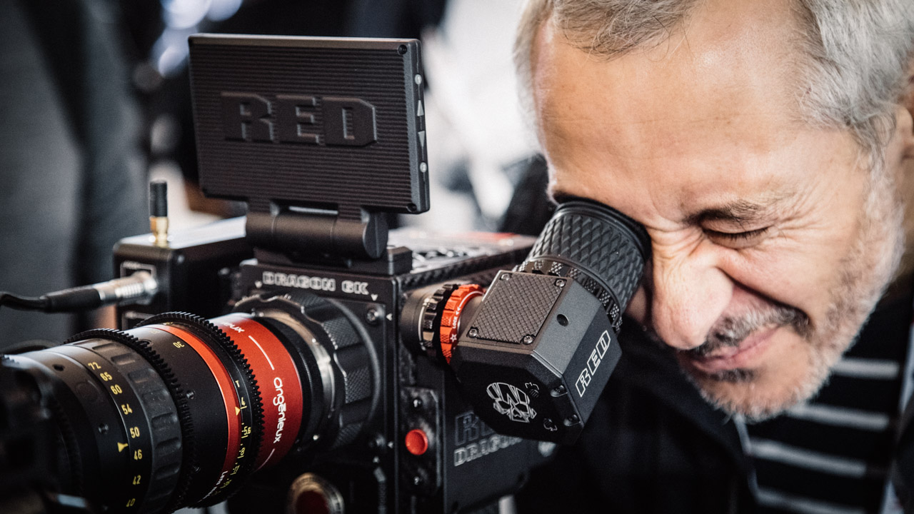 New RED OLED EVF & Low Profile 4.7" Touch LCD Connect Wirelessly