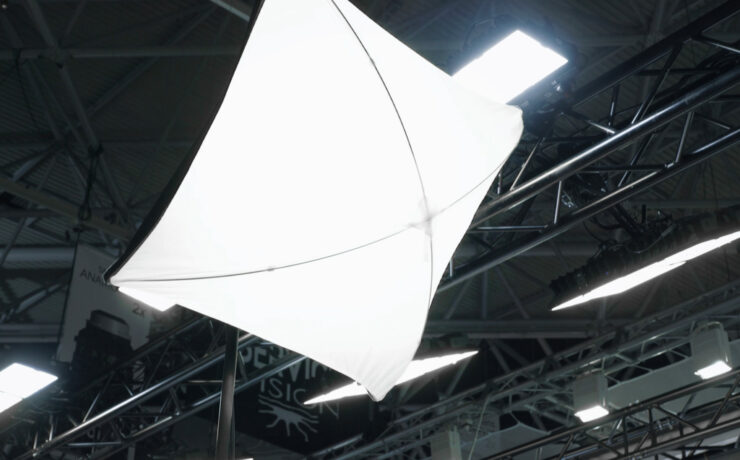 This Lightweight LED Softlight on a Pole Caught Our Eye - FlyBall by DOP Choice