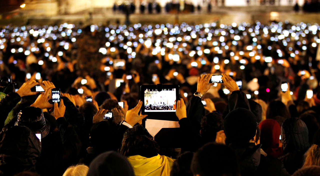 Infrared Apple Patent Granted To Disable iPhone Camera