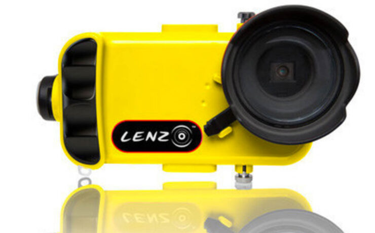 Lenzo Underwater Housing - Full Control of Your iPhone Underwater