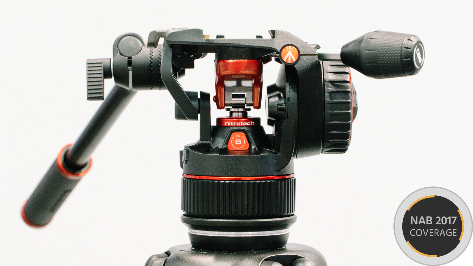 マンフロット（Manfrotto）の窒素充填軽量ヘッド、Nitrotech N8