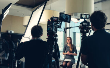 7 Tools to Shoot Stunning Video Interviews