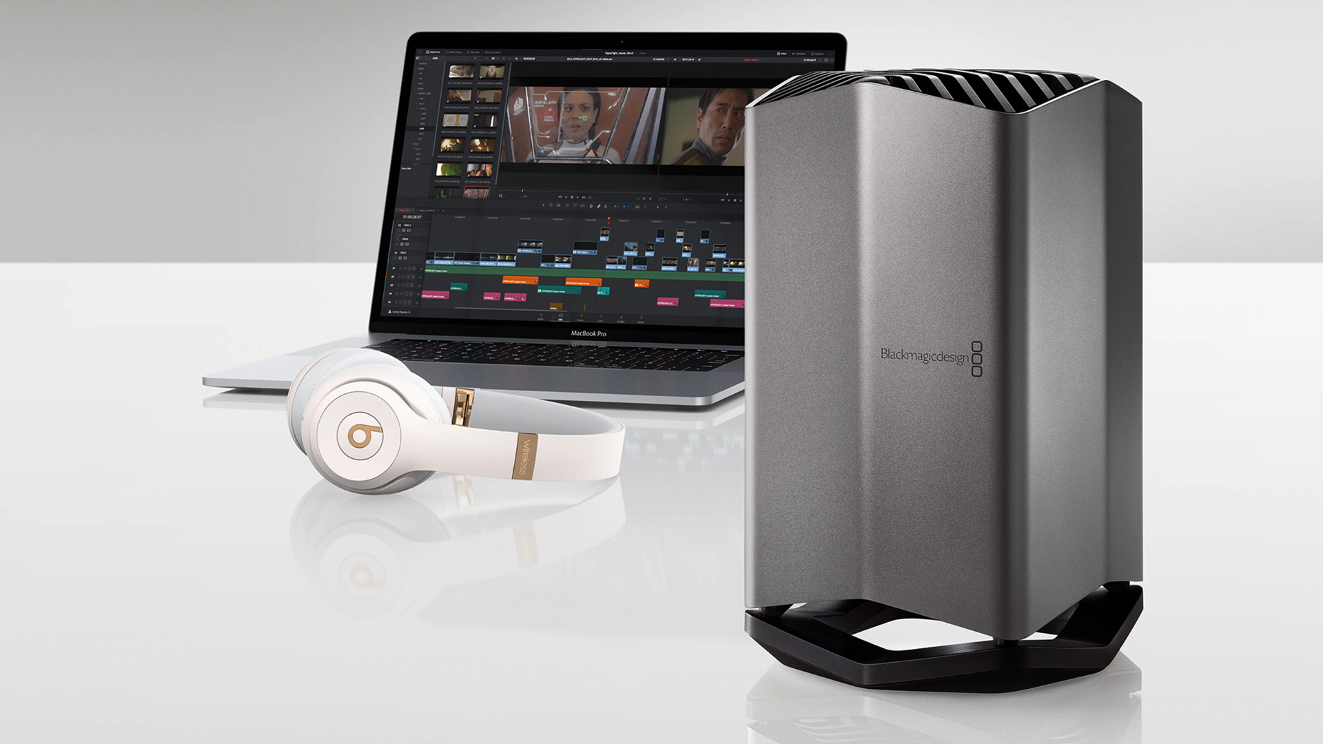 ブラックマジックデザインがeGPUを発表 － MacBook用外付けグラフィックス