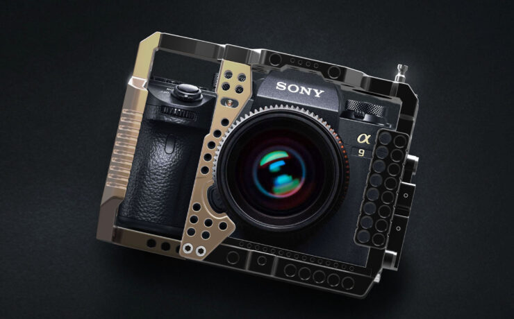LockCircle Robot Skin for Sony a7 III, a7r III & a9: the Answer to Clunky Cages