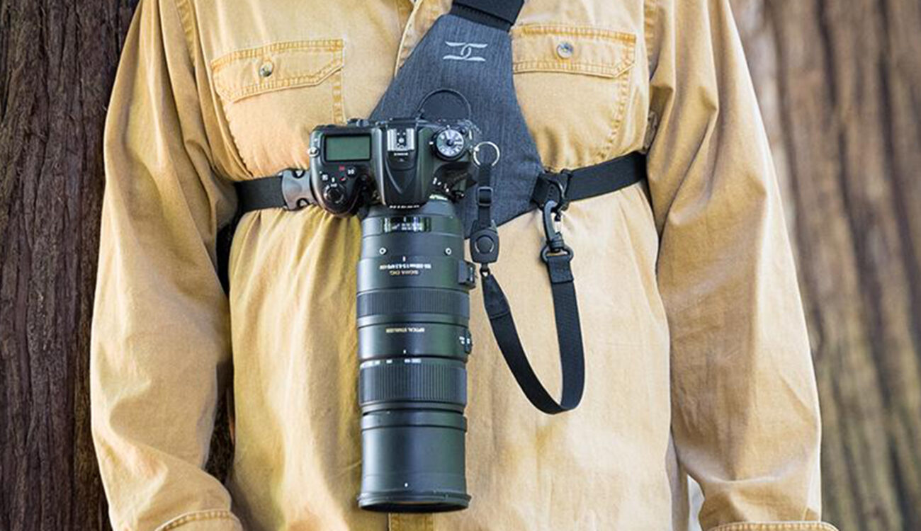 Cotton Carrier SKOUT Holds Your Camera and Keeps Your Hands Free