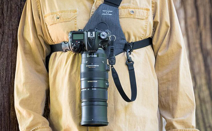 Cotton Carrier SKOUT Holds Your Camera and Keeps Your Hands Free