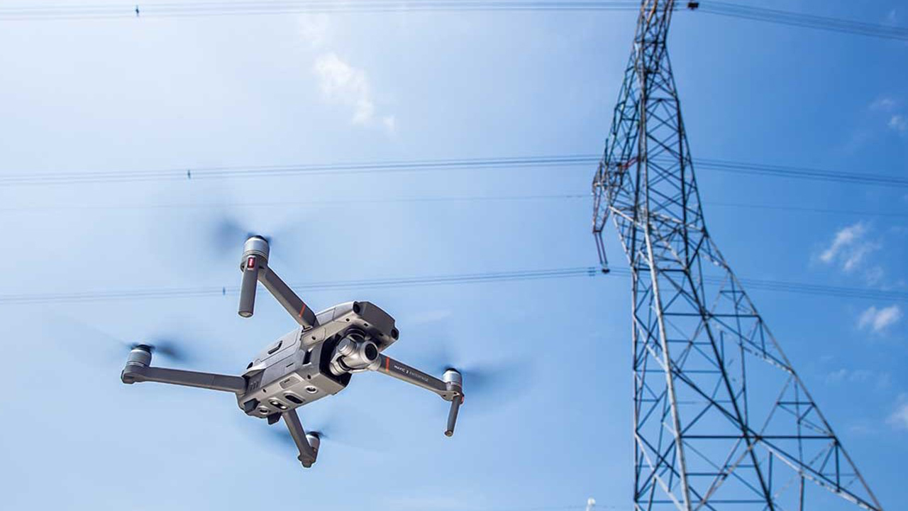 DJI Mavic 2 Enterprise ― 映像撮影以外にも活躍する産業用ドローン