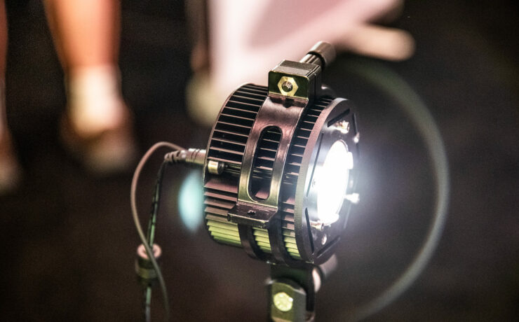 Hive Lighting Bumble Bee 25-C - First Look