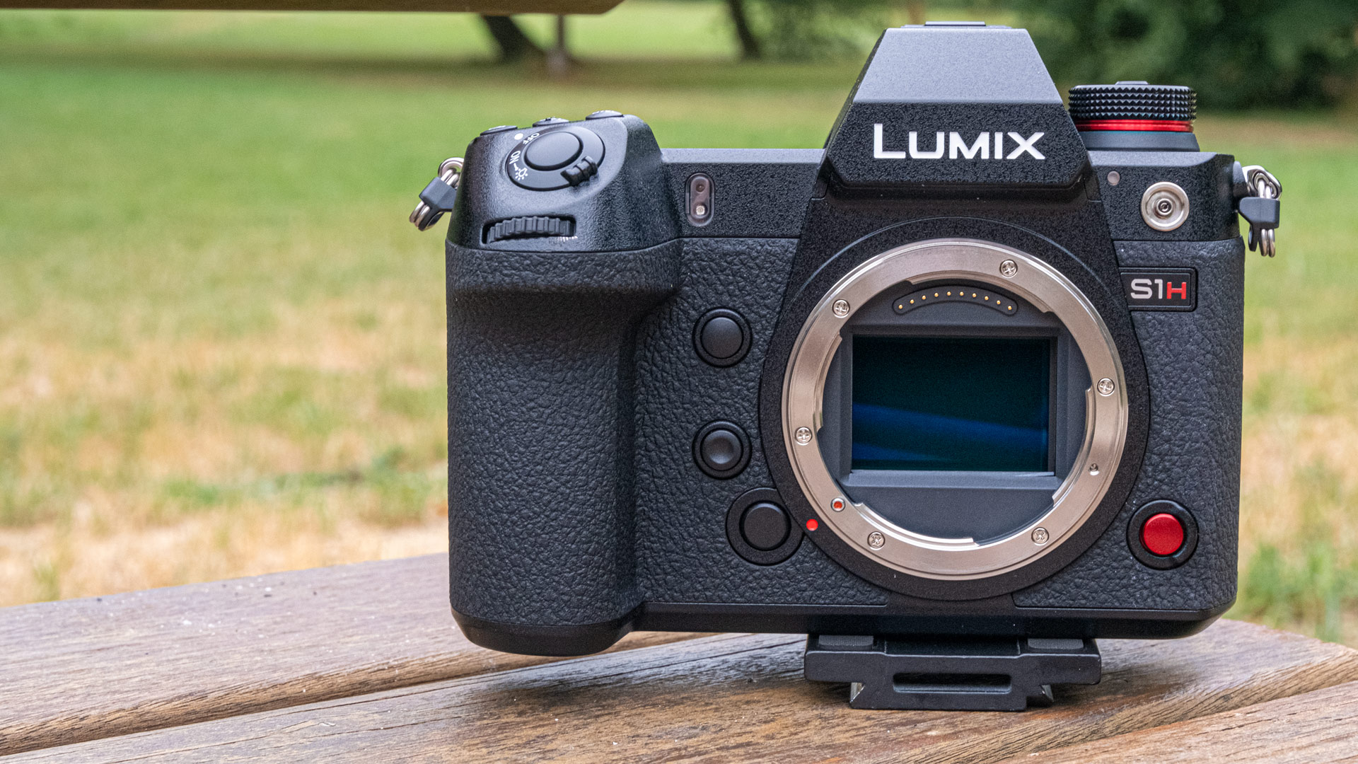 パナソニックが海外でLUMIX S1Hを正式発表 － 6Kフルフレームミラーレスカメラ