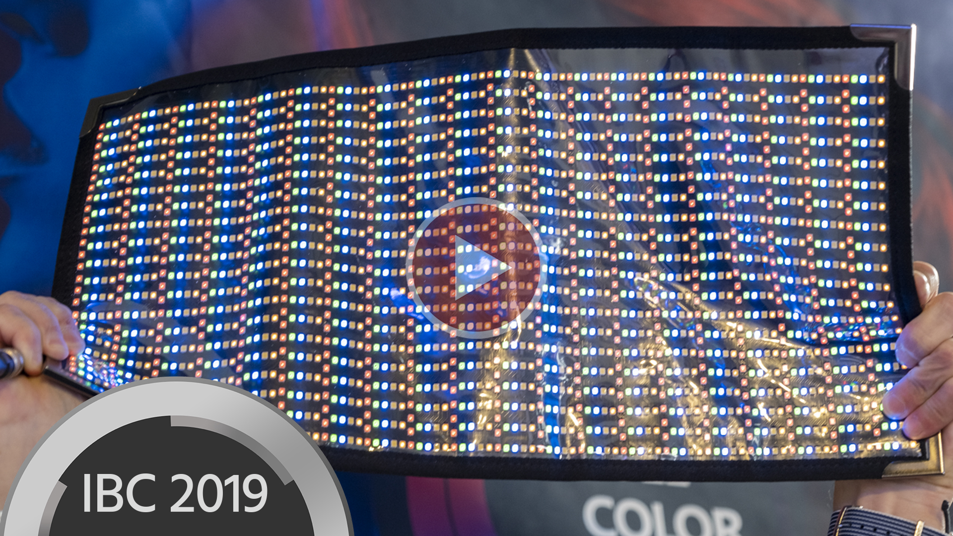 Presentan las luces LED flexibles Cineroid CFL800 RGBWW