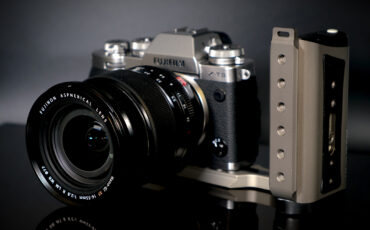 Blind Spot Gear Power Cage and Power Bracket - A Power Bank for Filmmakers