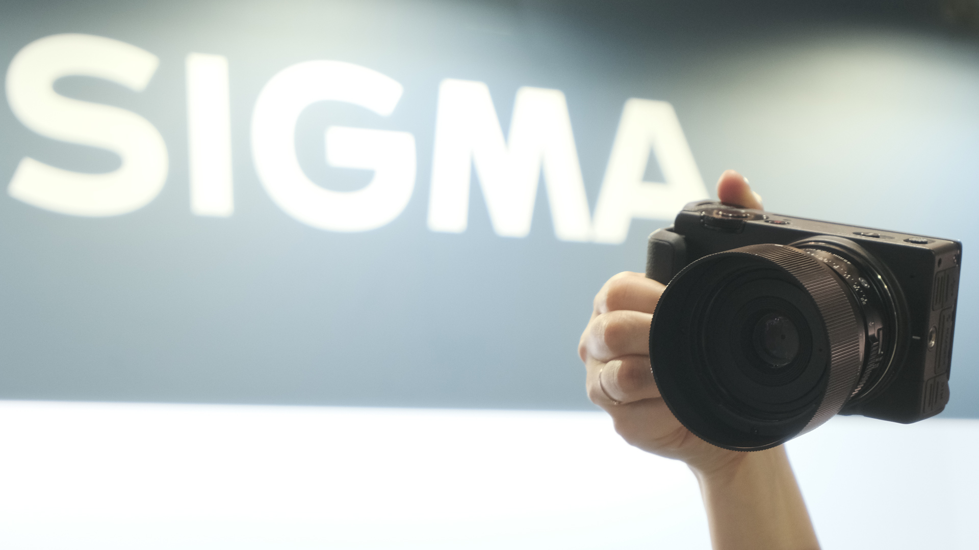 Perfil de imagen SIGMA fp LOG y grabación externa RAW vía HDMI para el próximo año