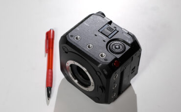 パナソニックがLUMIX BGH1を発表 － MFTのボックスカメラ