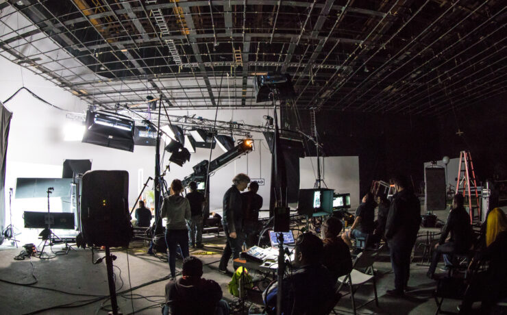 Working Long Hours is Dangerous – Hollywood's Top DoPs Demand a Change