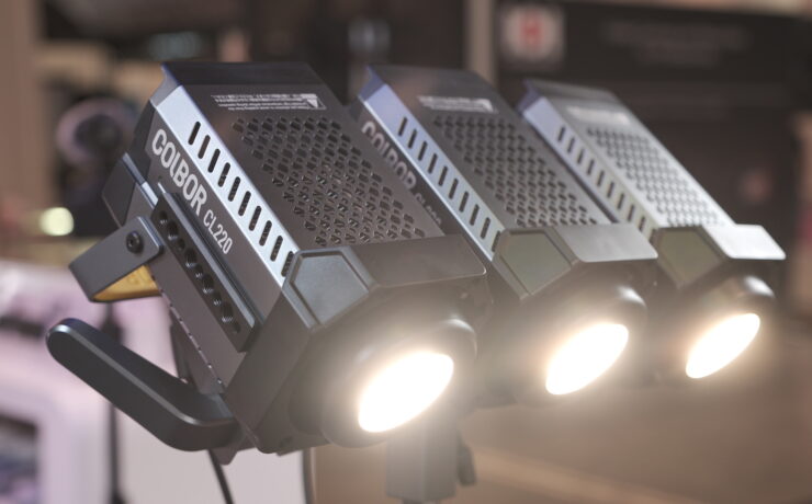COLBOR CL220 LED Light Fixture - First Look