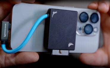 Kondor BlueとAngelbirdがiPhone 15 Pro/Max用MagSafe録音モジュールを発売
