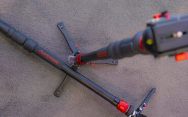 iFootage Cobra 3 Strike Modular Monopod Series Now on Kickstarter - One-handed Control
